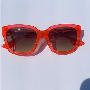 ALEXANDER MCQUEEN SUNGLASSES
